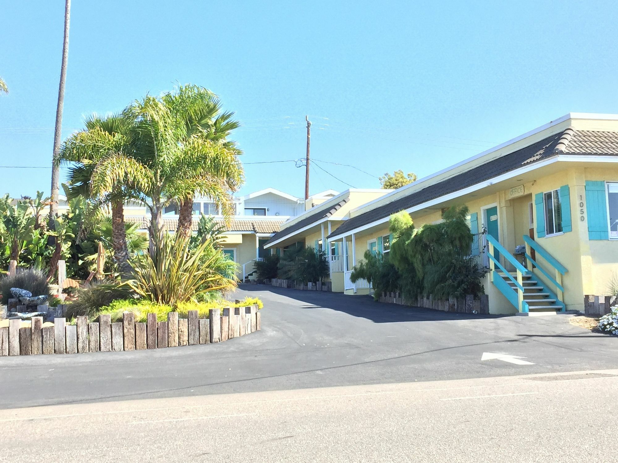Beach Bungalow Inn And Suites Морро-Бей Екстер'єр фото